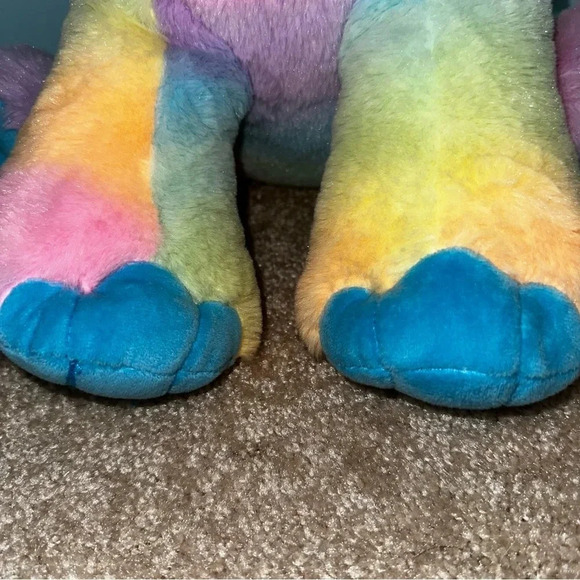 Peek-a-Boo Plush Tye Dye Rainbow Elephant Like New Condition 16.5 inches tall - Picture 3 of 13